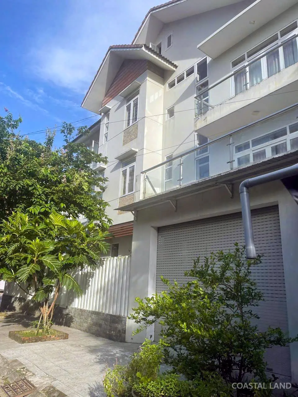 Nhà 3 tầng góc 2 mặt thoáng khu vip trung tâm TP - Vỹ Dạ - 224m2 ngang 11m 11