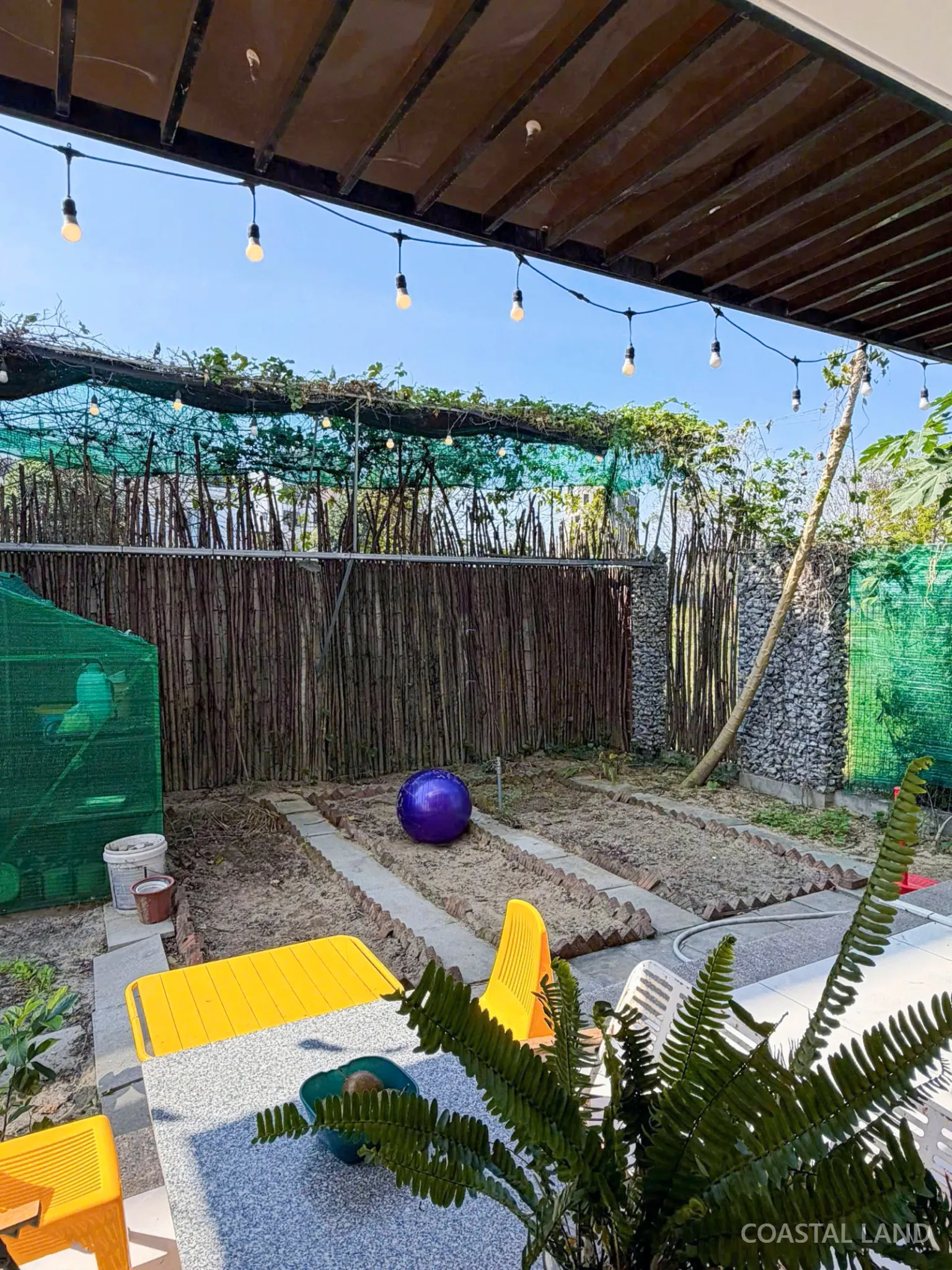 Cho thuê nhà nguyên căn biệt thự sân vườn - đường Văn Tiến Dũng - sát khu FPT 7