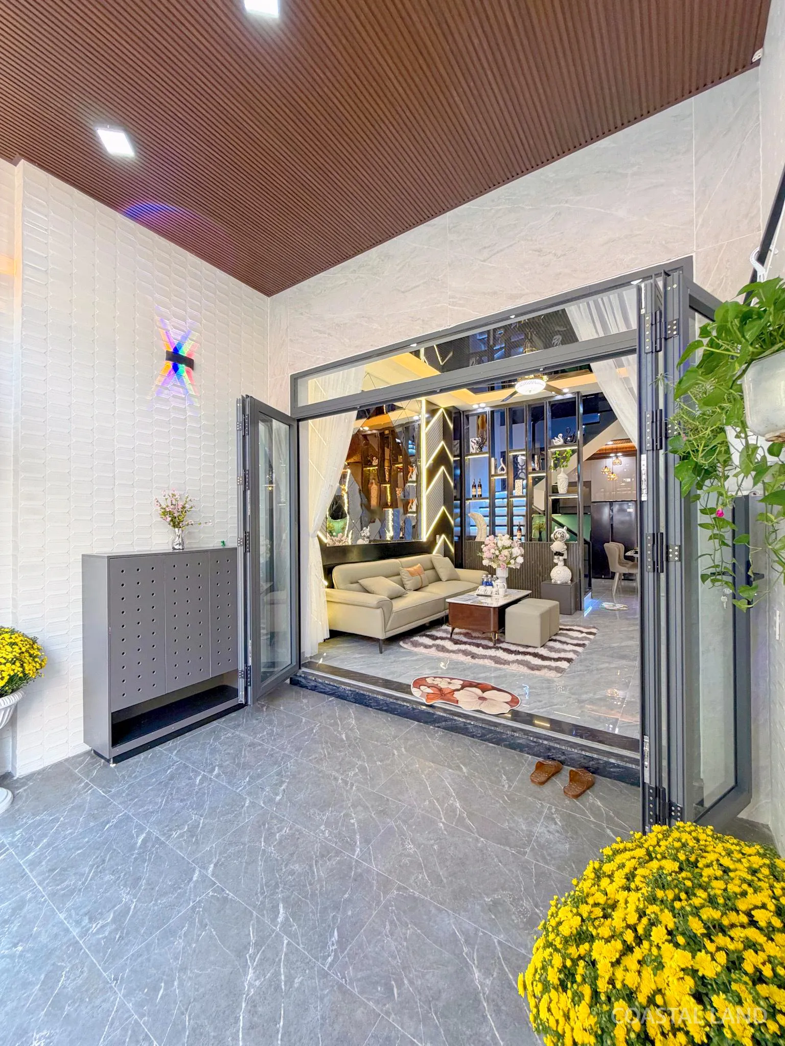 Bán nhà mặt tiền 3 tầng đường Bàu Làng 2 - Thanh Khê - gần Trần Cao Vân - giá tốt 9