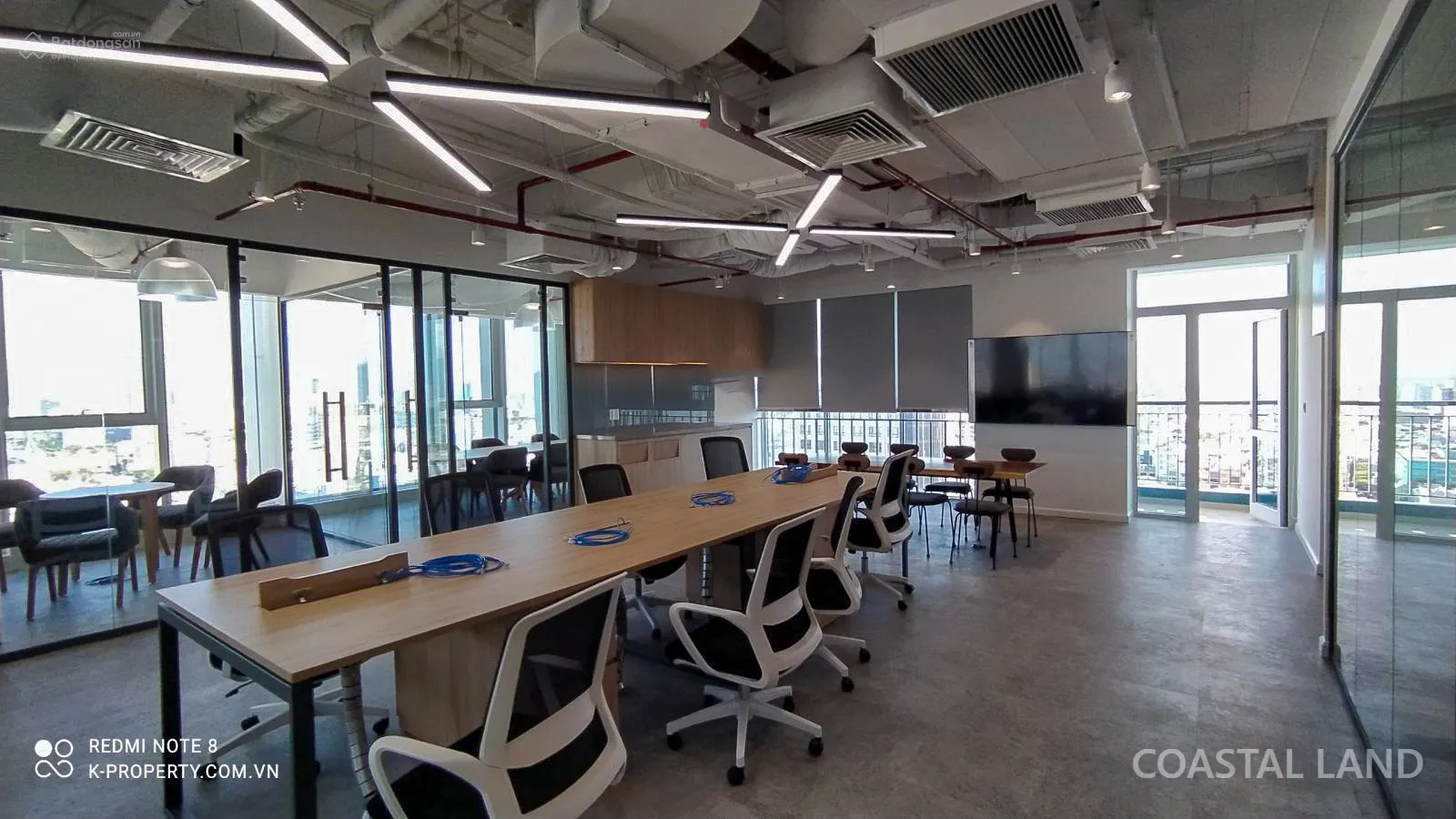 Cho thuê văn phòng đường Nguyễn Văn Linh, phường Hải Châu, Đà Nẵng, 180m2 5