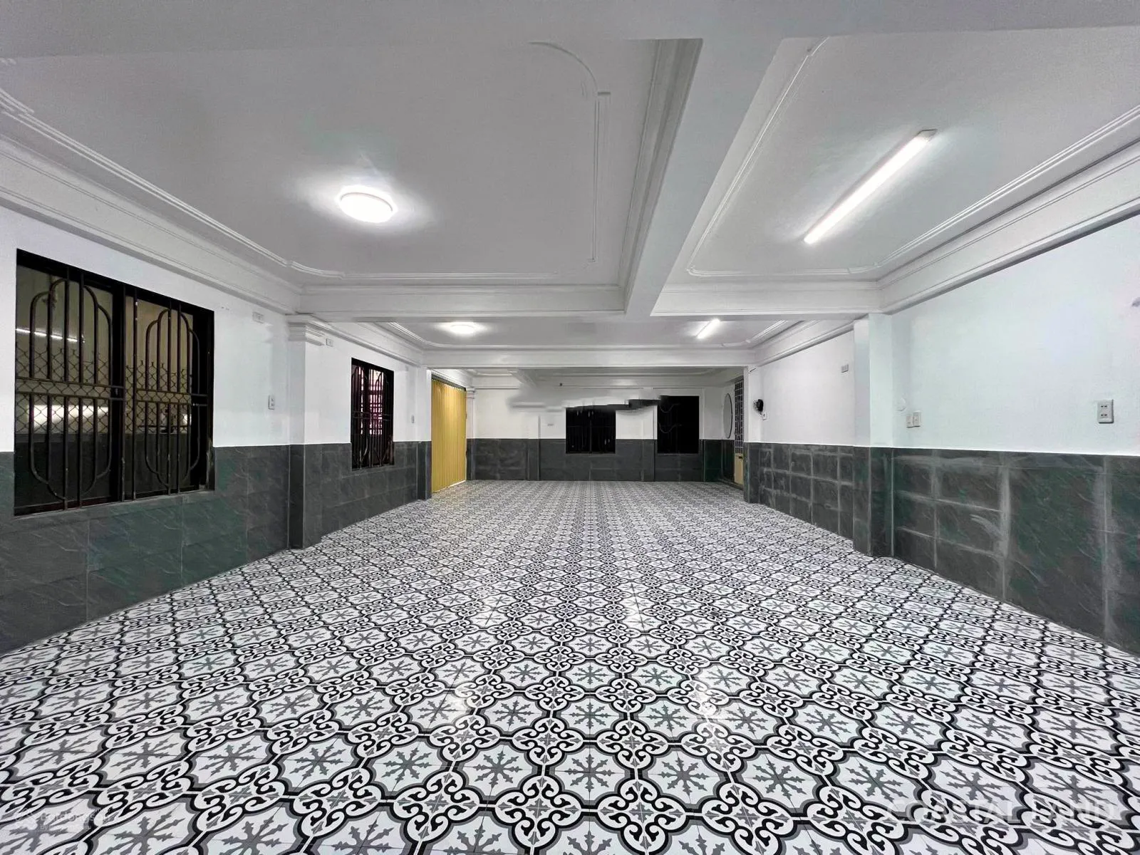 Cho thuê văn phòng 100m2 kiệt 301 đường Nguyễn Trãi, phường Phú Xuân, Huế 2