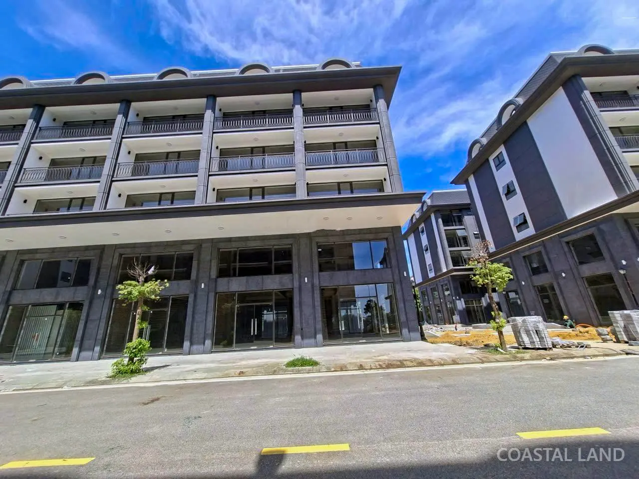 Cho thuê nhà phố thương mại 6 tầng An Cựu City, đường số 7, Huế 2