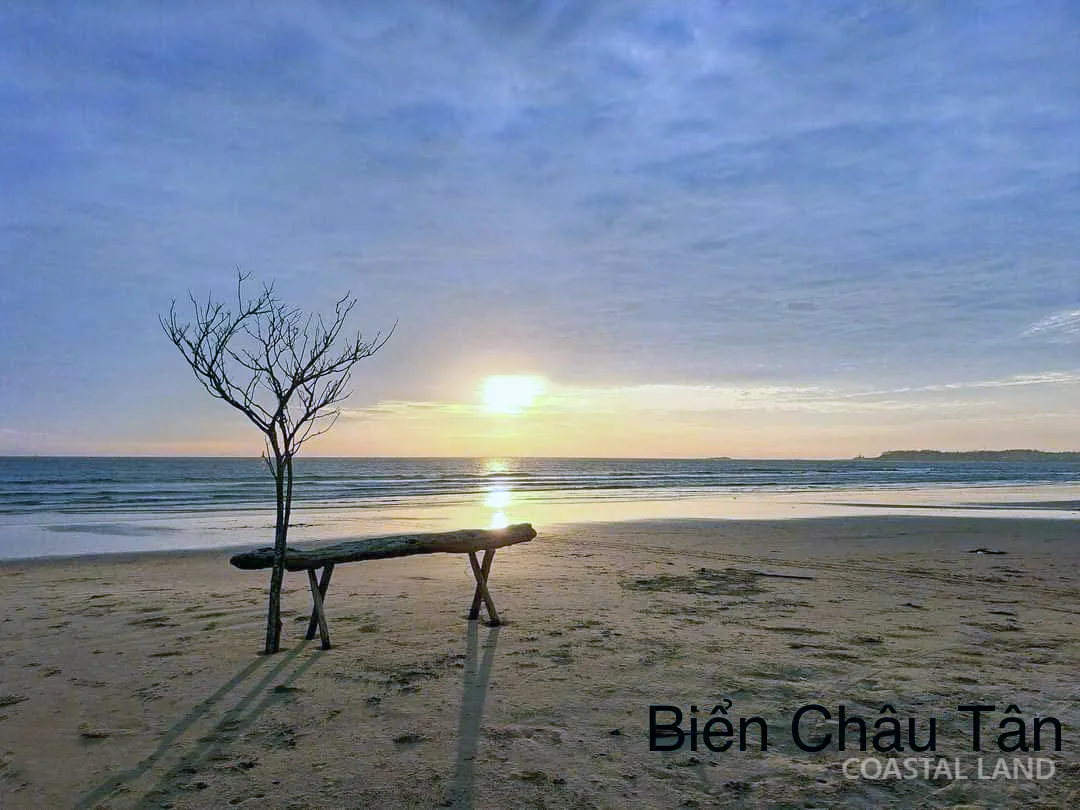 Bán đất ven biển Châu Tân, xã Đông Sơn, Quảng Ngãi, 500m2 mặt tiền 25m 2