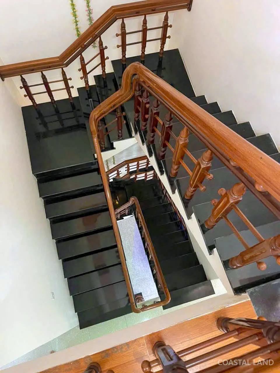 Cho thuê nhà riêng 2 tầng đường Hoàng Hoa Thám, phường Nghĩa Lộ, Quảng Ngãi 4