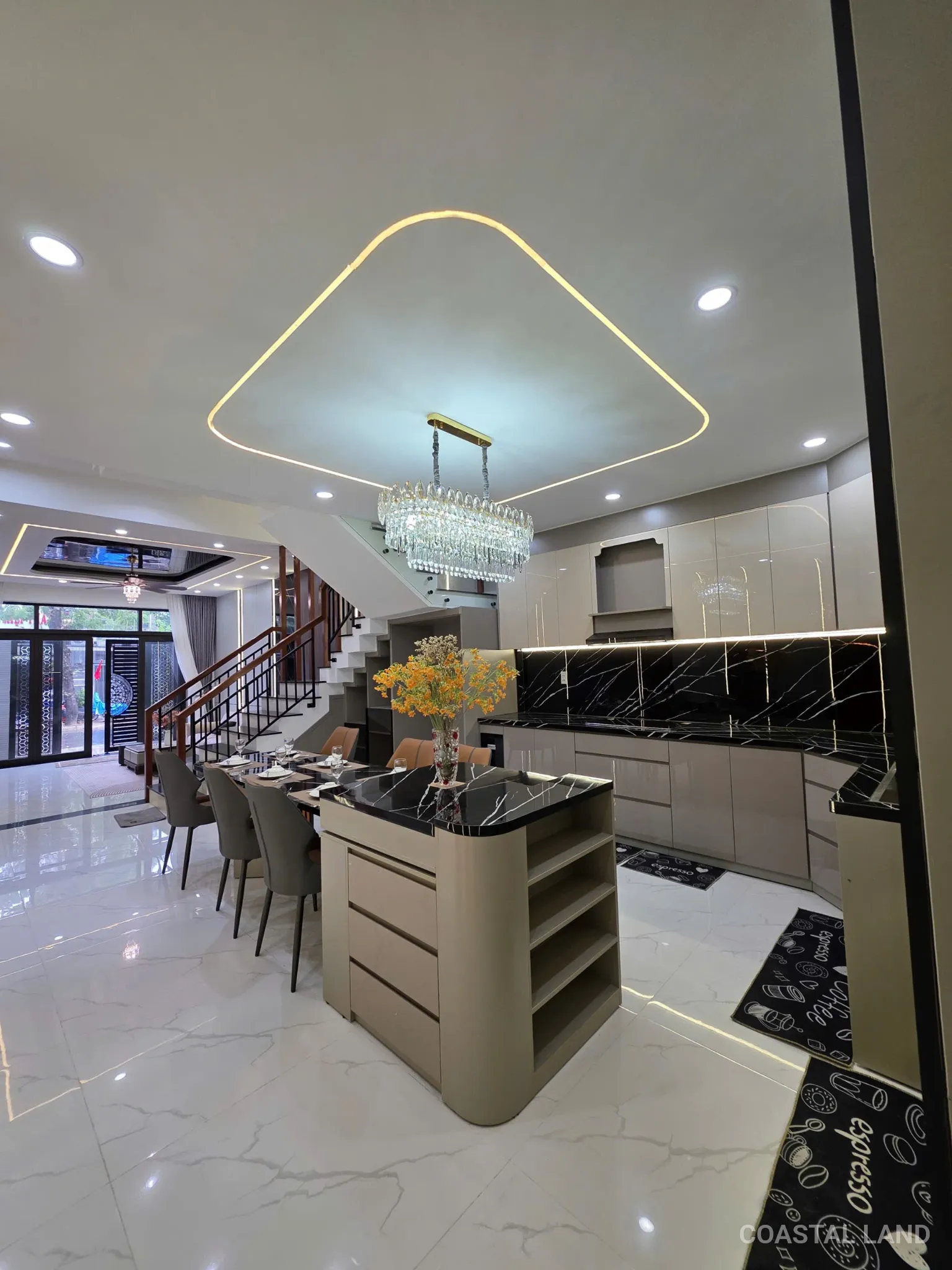 CHO THUÊ NHÀ MỚI 3 TẦNG NỘI THẤT CAO CẤP - HÒA XUÂN -ĐÀ NẴNG 3
