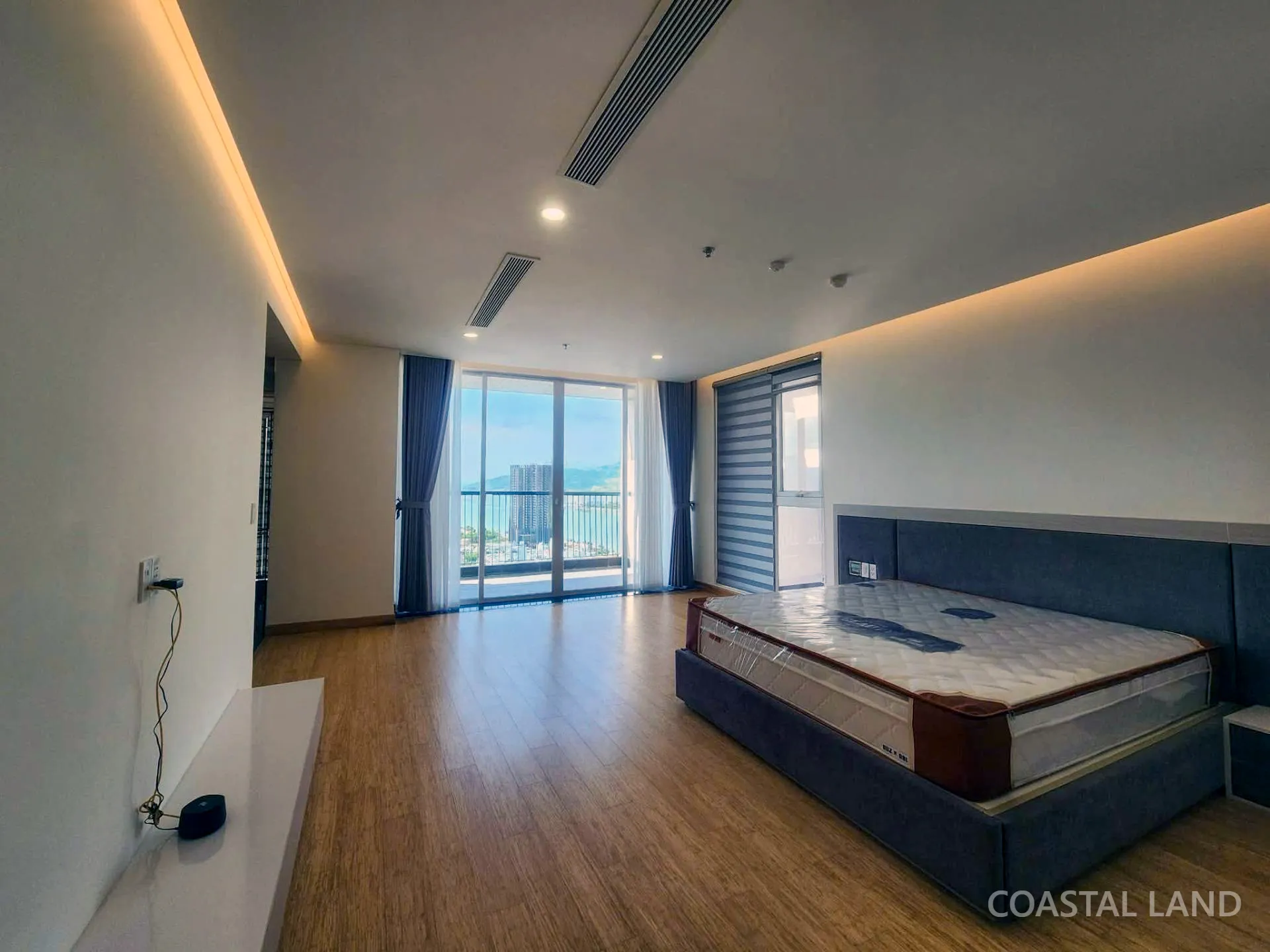 Cho thuê Penthouse tại căn hộ Fhome Đà Nẵng. 7