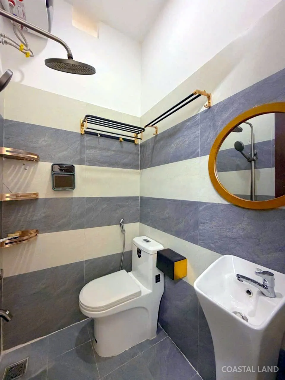 Bán nhà 3 tầng 50m2 kiệt ô tô Núi Thành, Phường Hòa Cường, Đà Nẵng 3