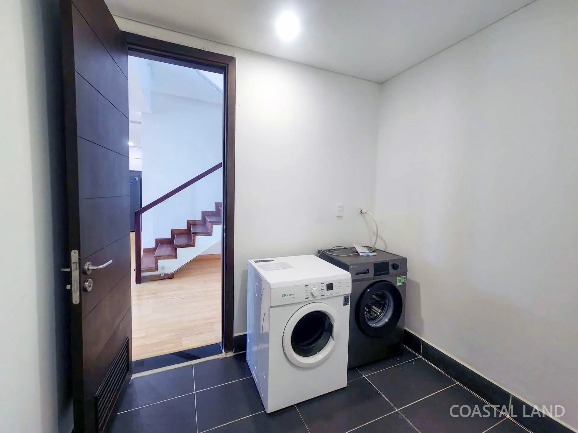 Cho thuê Penthouse tại căn hộ Fhome Đà Nẵng. 8