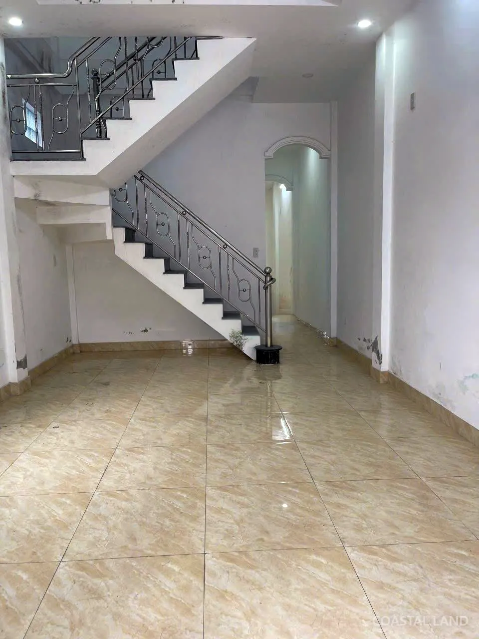 Bán nhà mặt tiền 139m2 số 355 Tăng Bạt Hổ, Phường Phú Xuân, Huế 5
