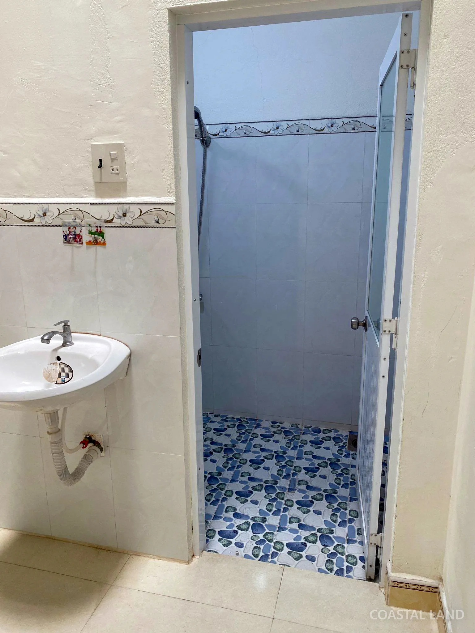 Nhà cho thuê nguyên căn mặt tiền phường Nguyễn Văn Cừ, TP Quy Nhơn 4