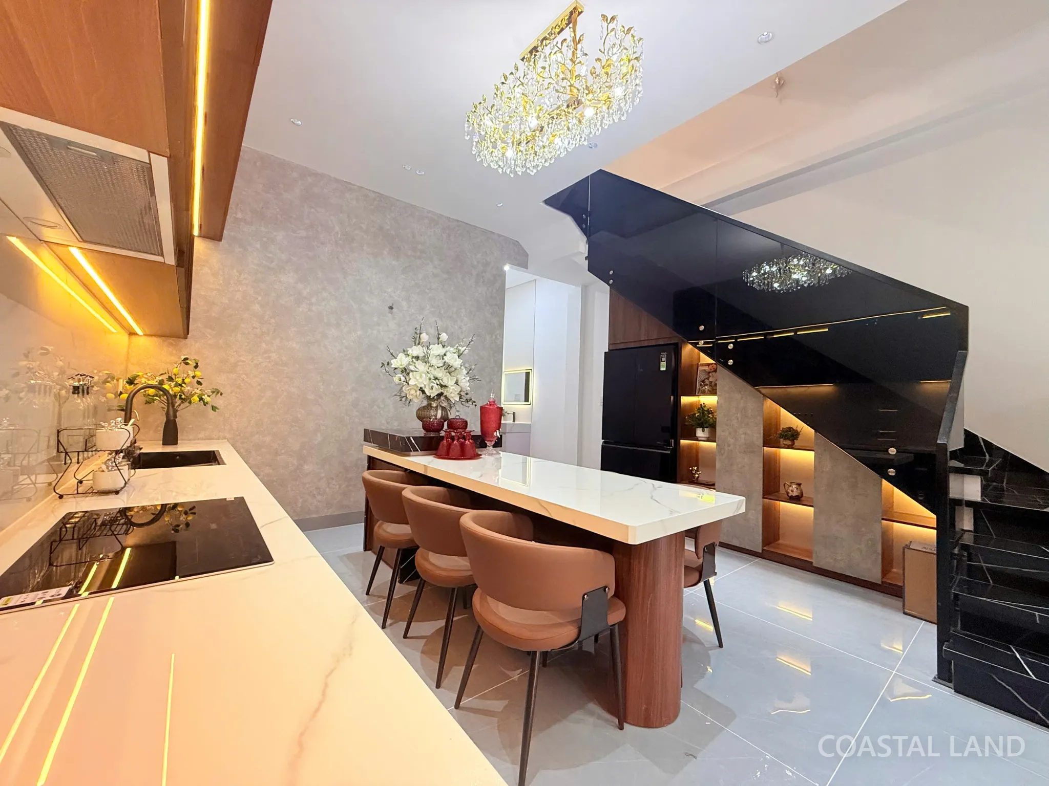 BÁN NHÀ MỚI XÂY 3 TẦNG- FULL NỘI THẤT CAO CẤP - HÒA XUÂN - ĐÀ NẴNG 5