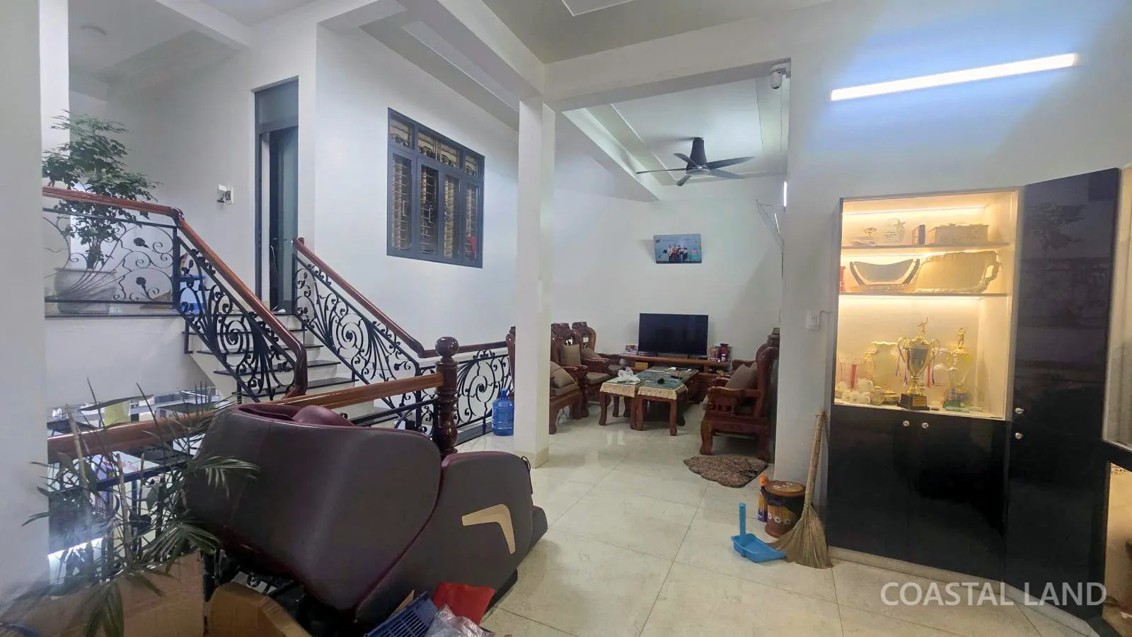 Bán nhà 302,8m2 mặt đường Trần Văn Trà, Quảng Ngãi, 13,5 tỷ 9