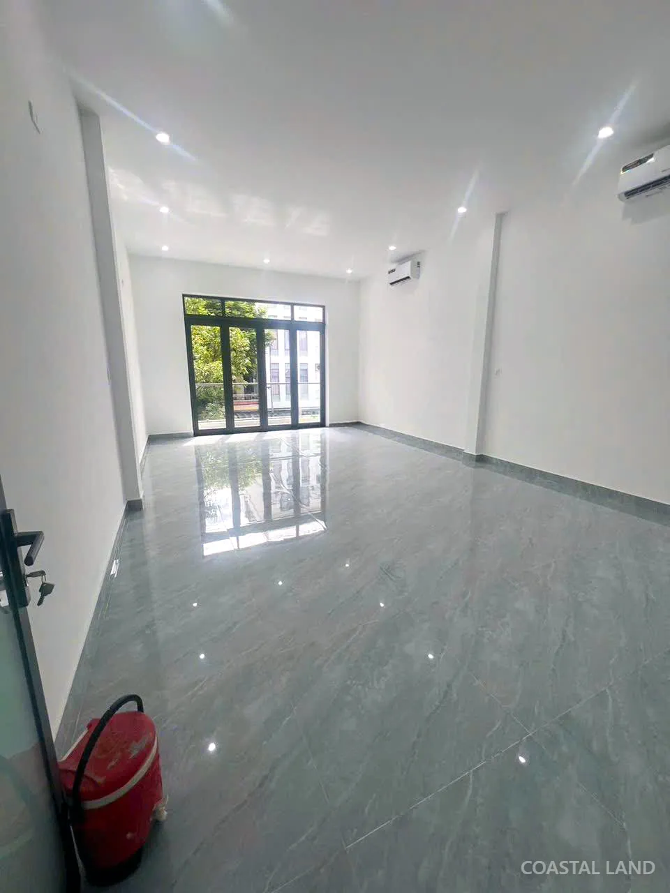 Cho thuê nhà 3 tầng 100m2 Mai Hắc Đế, Phường An Hải, Đà Nẵng 2