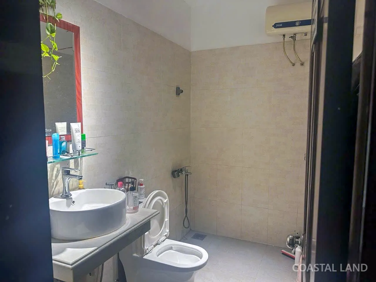 Bán nhà Nguyễn Lộ Trạch, phường Xuân Phú, TP Huế – đối diện sông, không gian thoáng mát 4