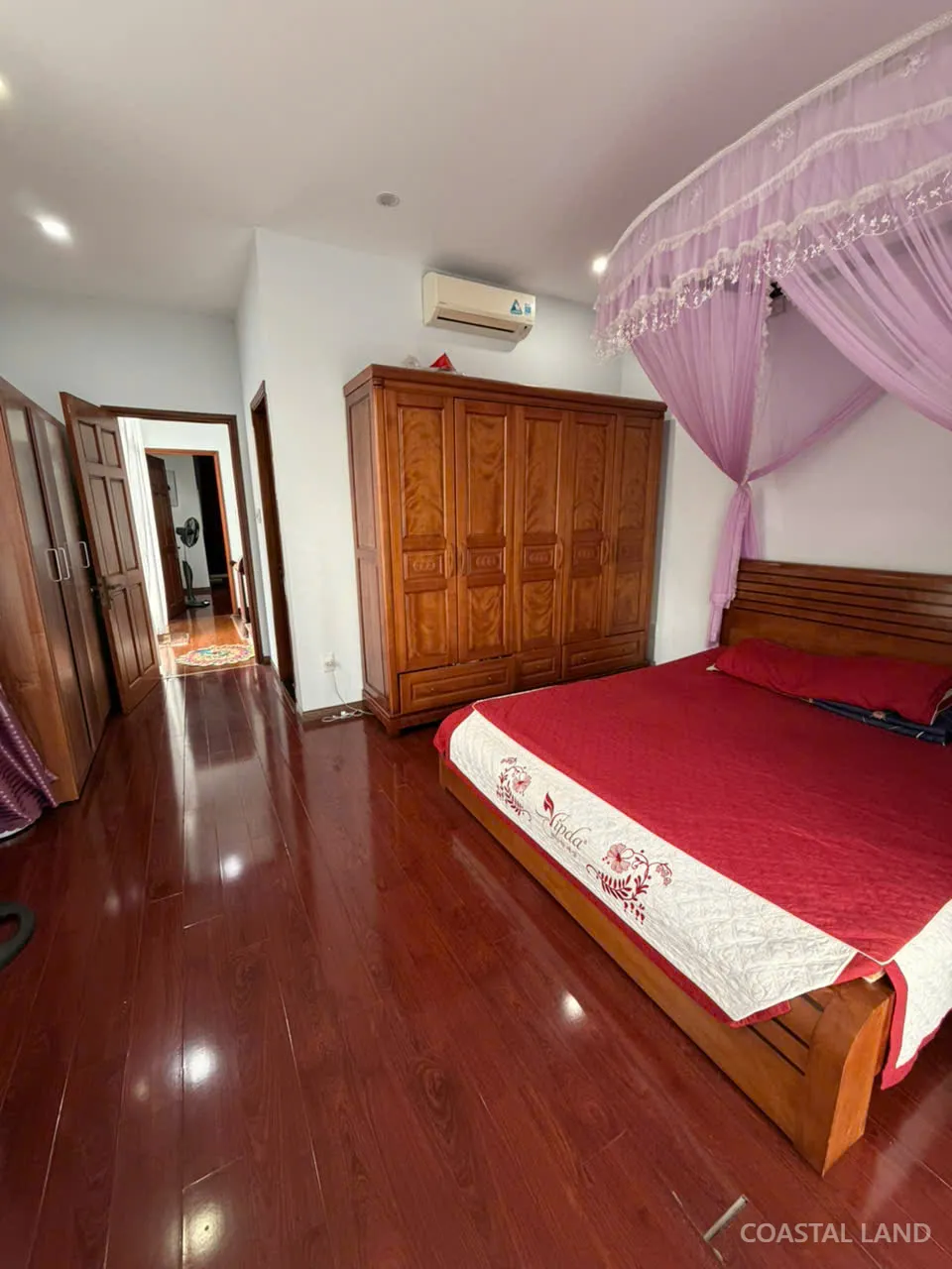 🏡 NẮM CHỦ NHÀ ĐẸP 3 TẦNG – 2 MẶT TIỀN 📍 Sát cầu Hòa Xuân 🌿 Kẹp vệt cây xanh – vị trí cực đẹp 📐 DT sàn 263,3m² | Full nội thất 8