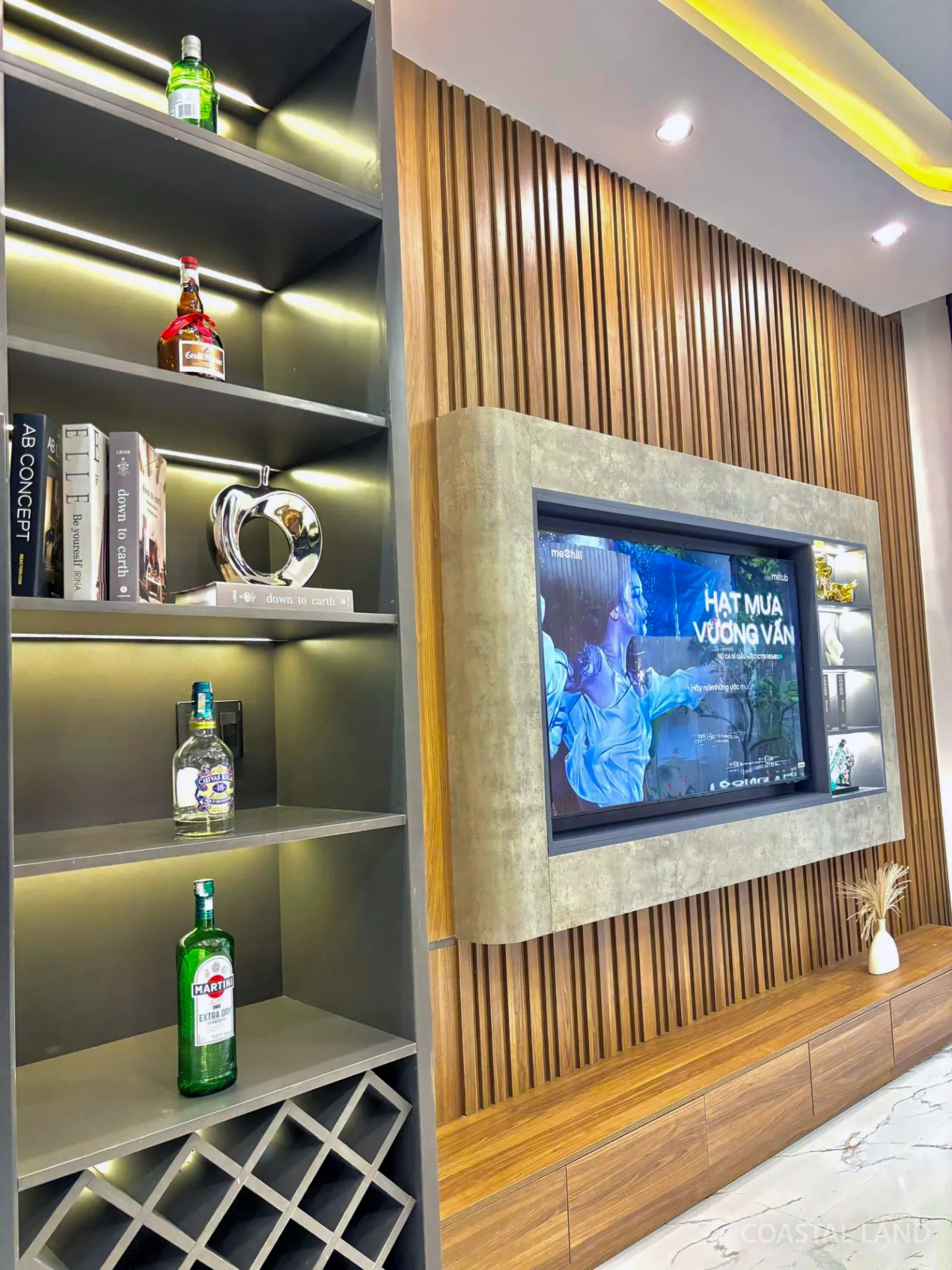 Cần bán nhà mới xây hiện đại đường Vũ Miên - đối lưng Phạm Hùng và Quốc Lộ 1A chỉ vào ở 4