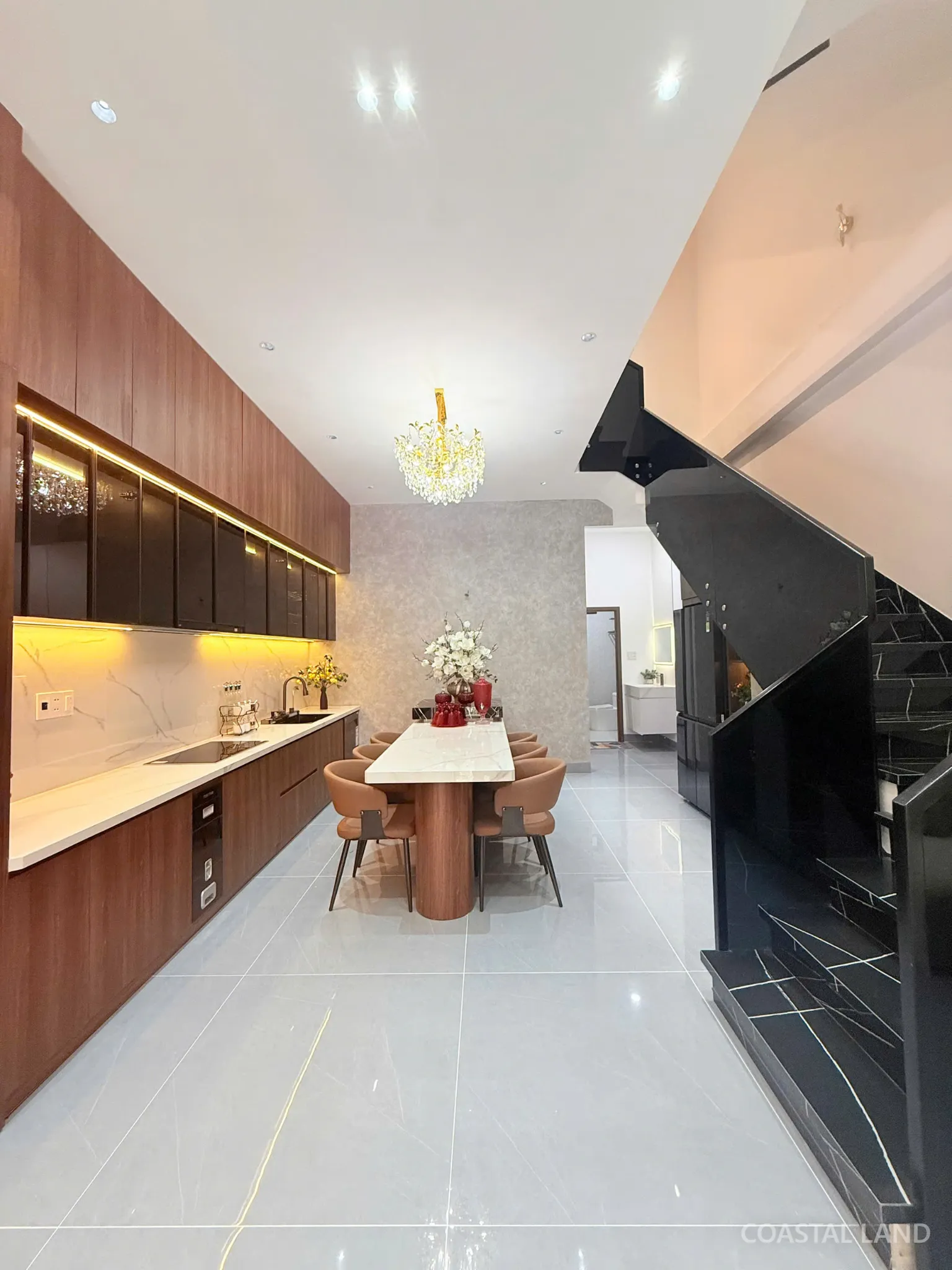 BÁN NHÀ MỚI XÂY 3 TẦNG- FULL NỘI THẤT CAO CẤP - HÒA XUÂN - ĐÀ NẴNG 3