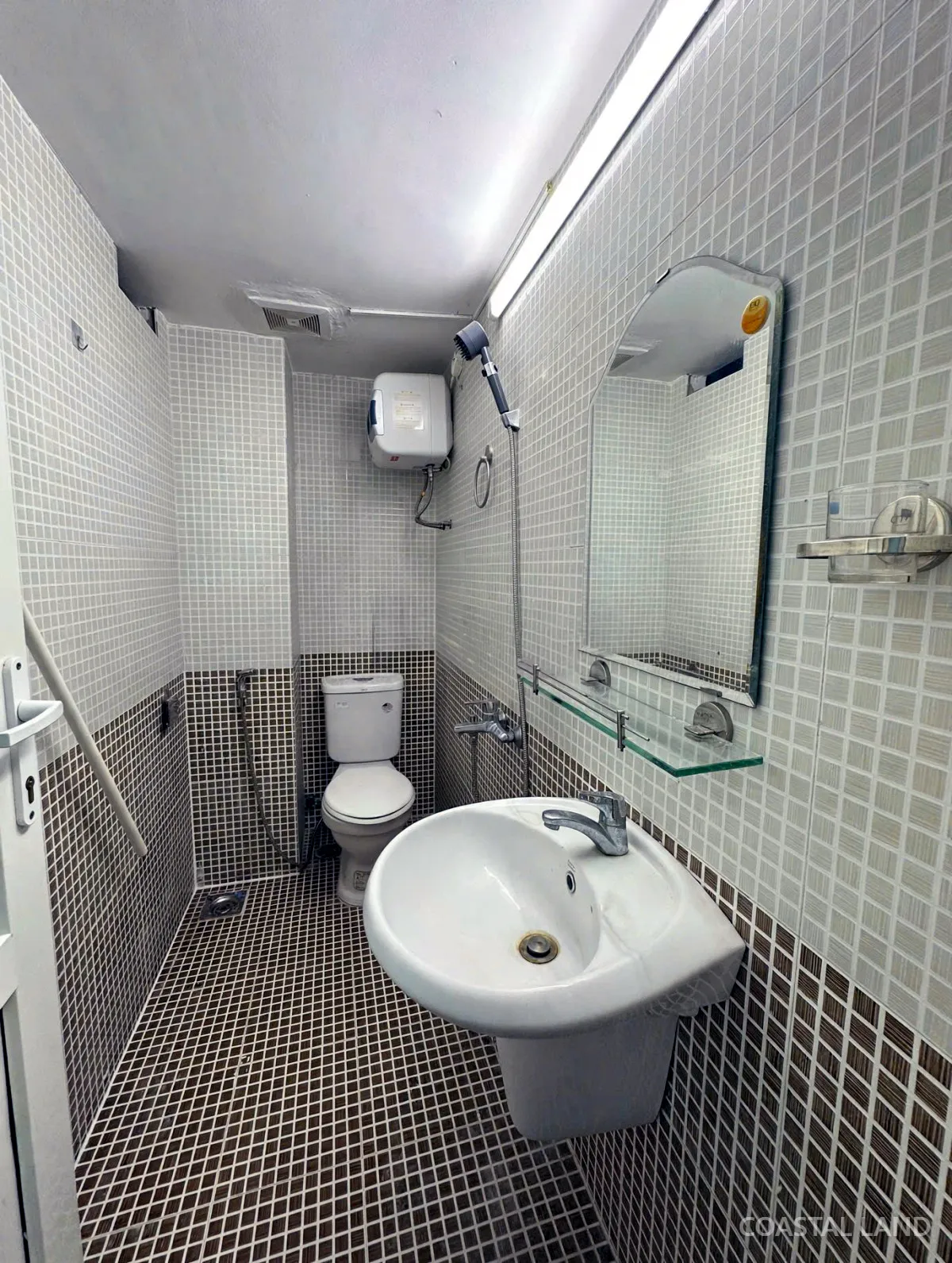 Bán nhà 2,5 tầng 70m2 có gara ô tô đường Giáp Hải, Sơn Trà, Đà Nẵng 9