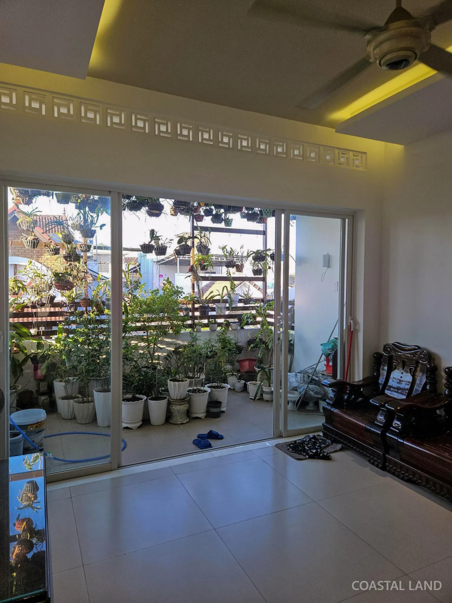 Tòa nhà tại Hải Hồ, full nội thất mới xây 4 tầng 1 tum kề lô góc. View pháo hoa siêu đẹp 14