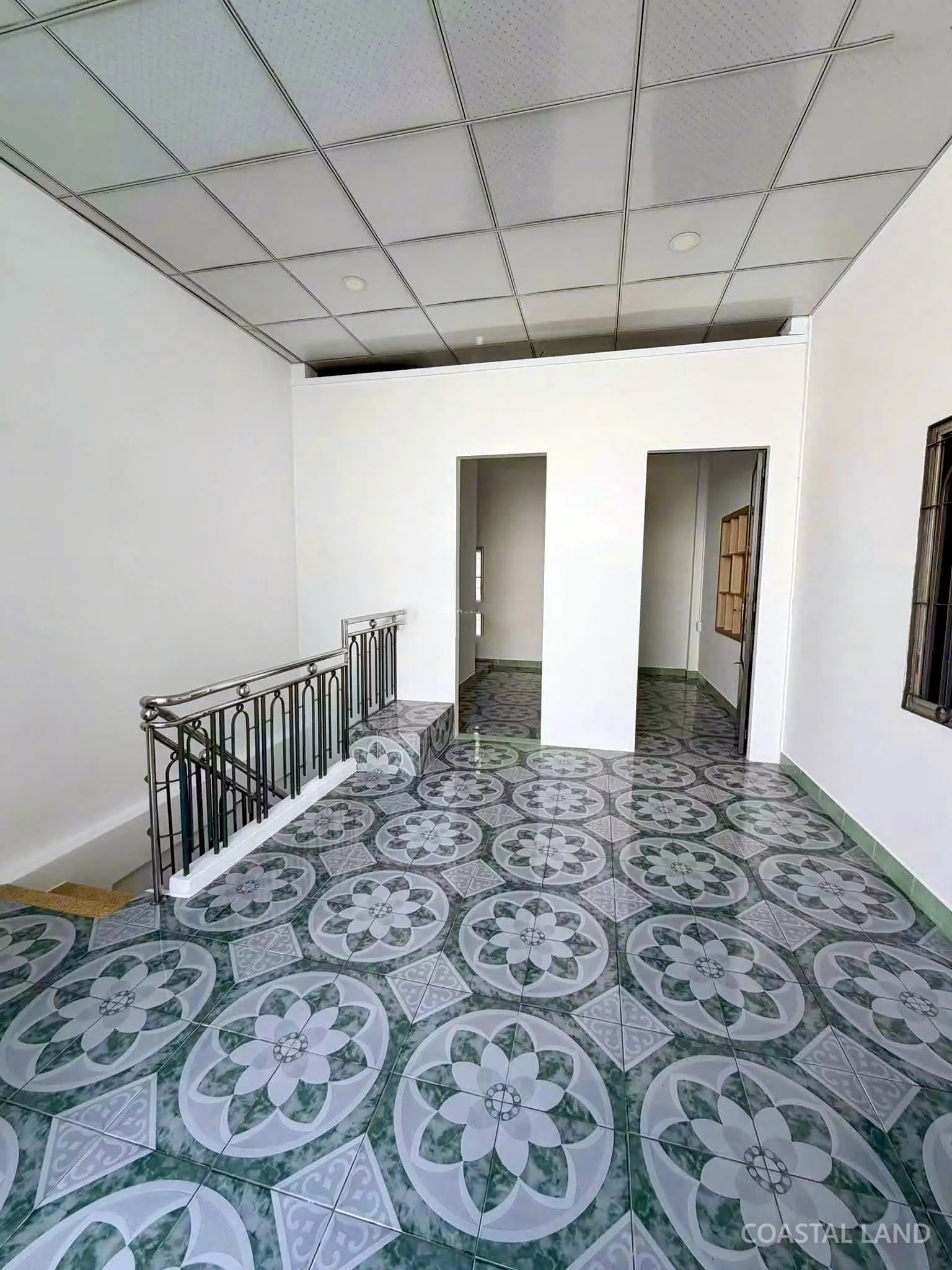 Nhà 2 tầng sổ hồng hoàn công ngay chợ Lạc Long Quân Tp Nha Trang cách biển 2km 4
