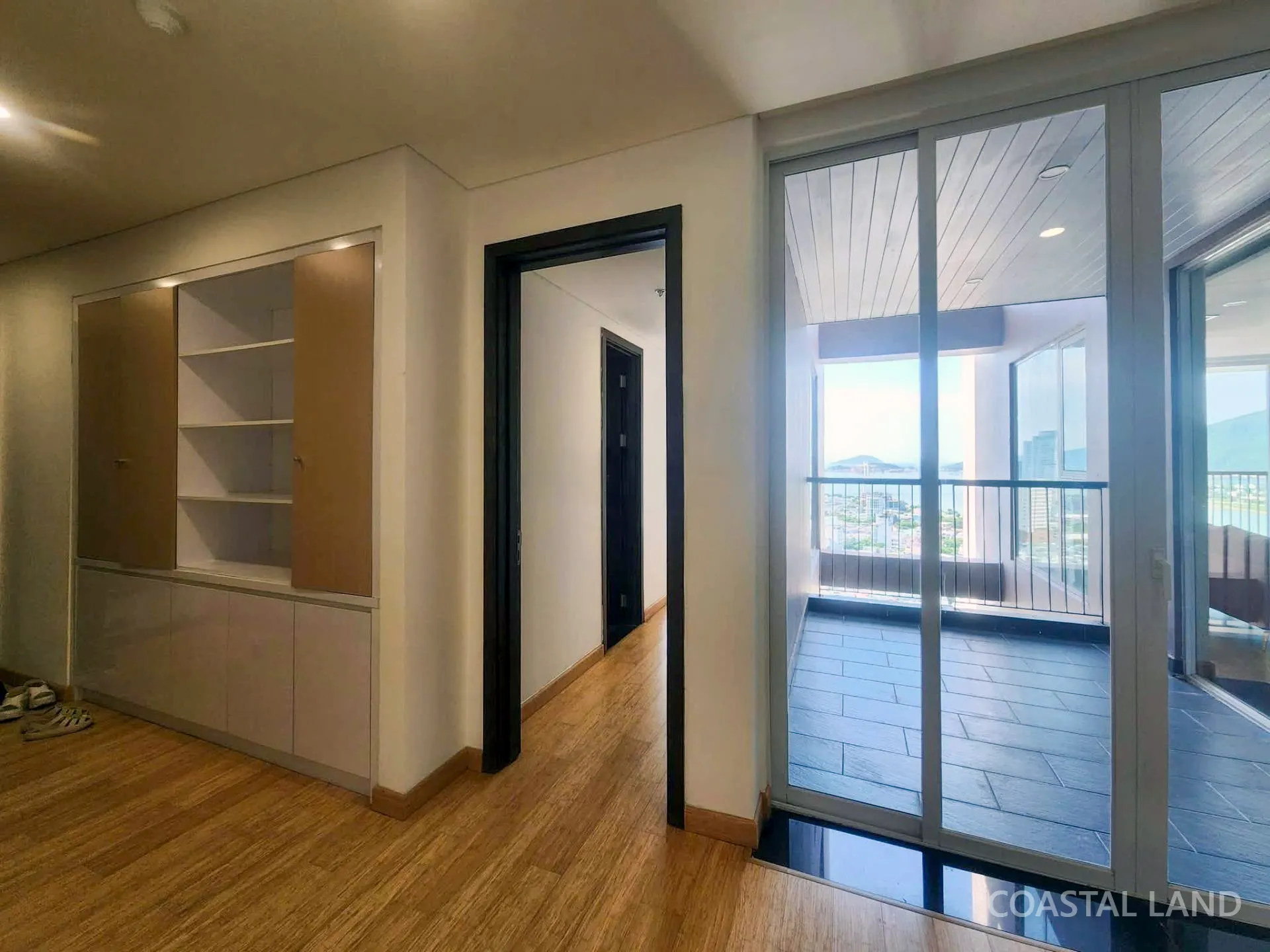 Cho thuê Penthouse tại căn hộ Fhome Đà Nẵng. 12