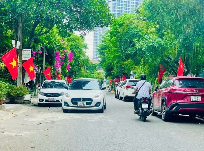 Bán nhà 3 tầng 5PN mặt tiền Hoàng Sĩ Khải – phố biển Phạm Văn Đồng – 9,4 tỷ 2