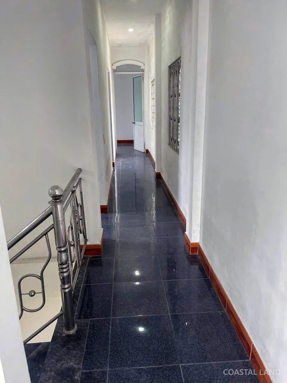 Bán nhà mặt tiền 139m2 số 355 Tăng Bạt Hổ, Phường Phú Xuân, Huế 4