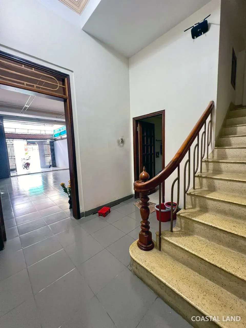 Cho thuê nhà mặt phố, gần biển, ngay khu phố Hàn Quốc. Chỉ 40 tr/tháng