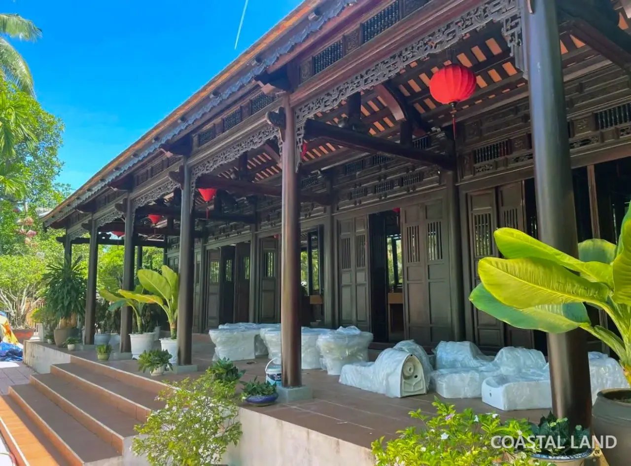 Nhà rường gần khu phố Tây, trung tâm Huế